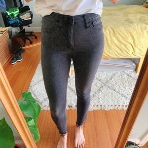 Madewell Gray Black washed 9” Mid Rise Skinny Jean size 27